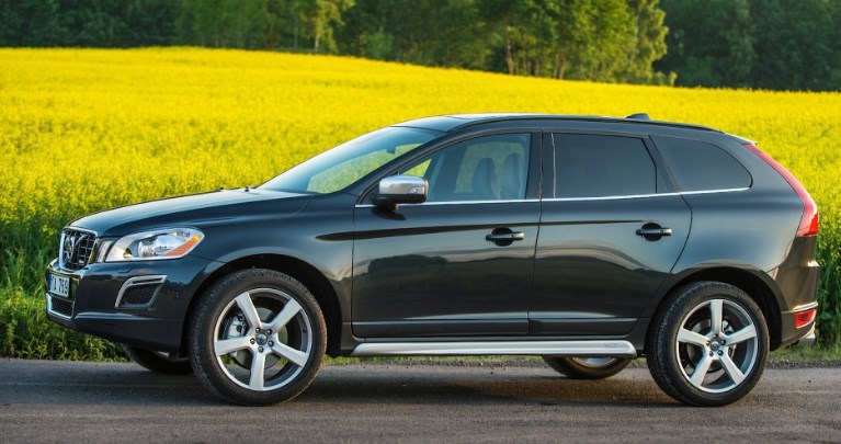 Камеры заднего вида на Volvo XC60 Камеры заднего вида на Volvo XC60